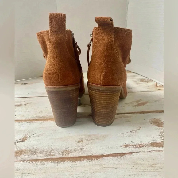 DOLCE VITA sueded lace-up cognac brown booties women’s sz 10 EUC heeled boots - Picture 4 of 14